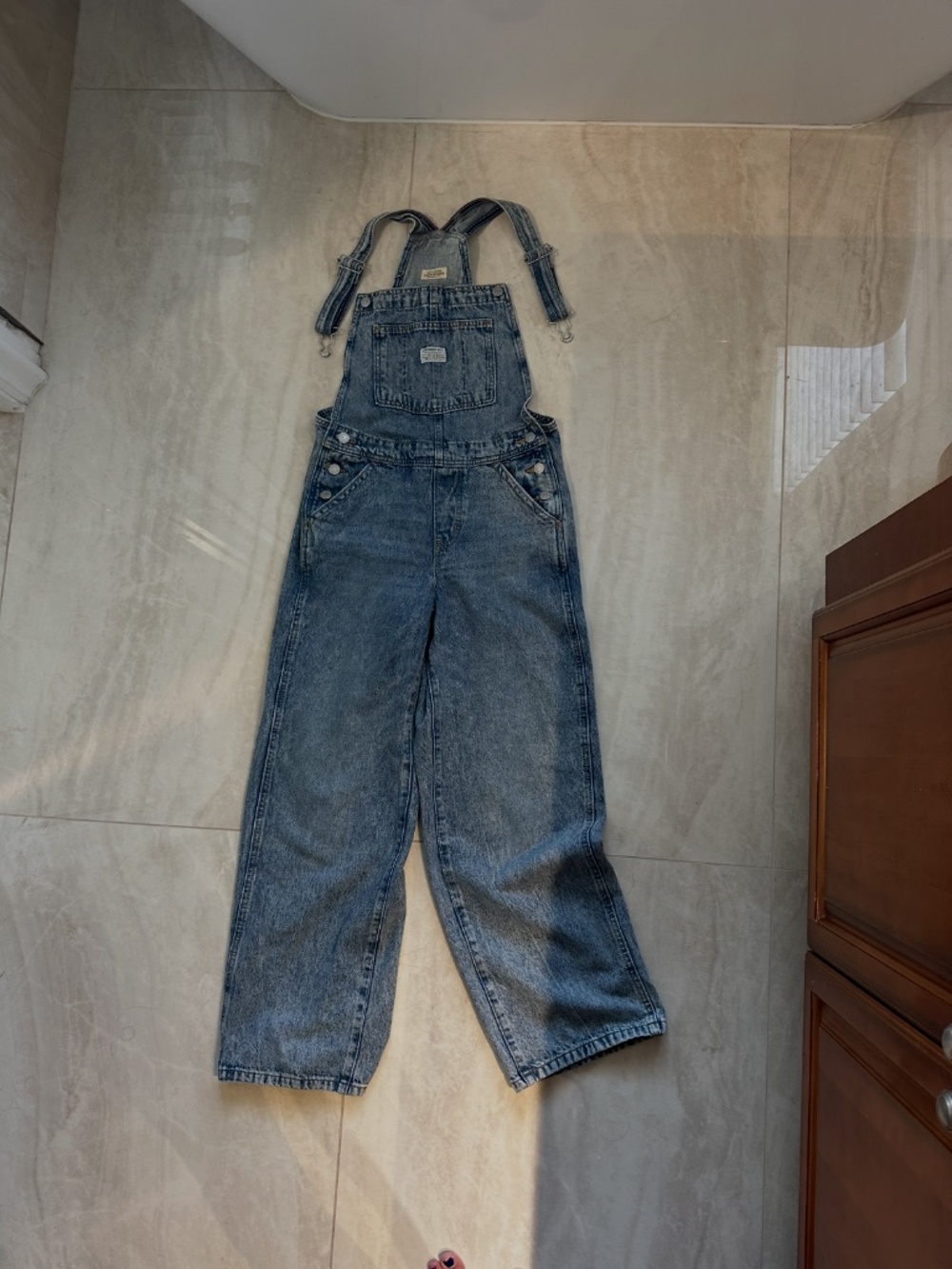 Levi's Full-Length Baggy Overalls - Size Small - Picture 3 of 10